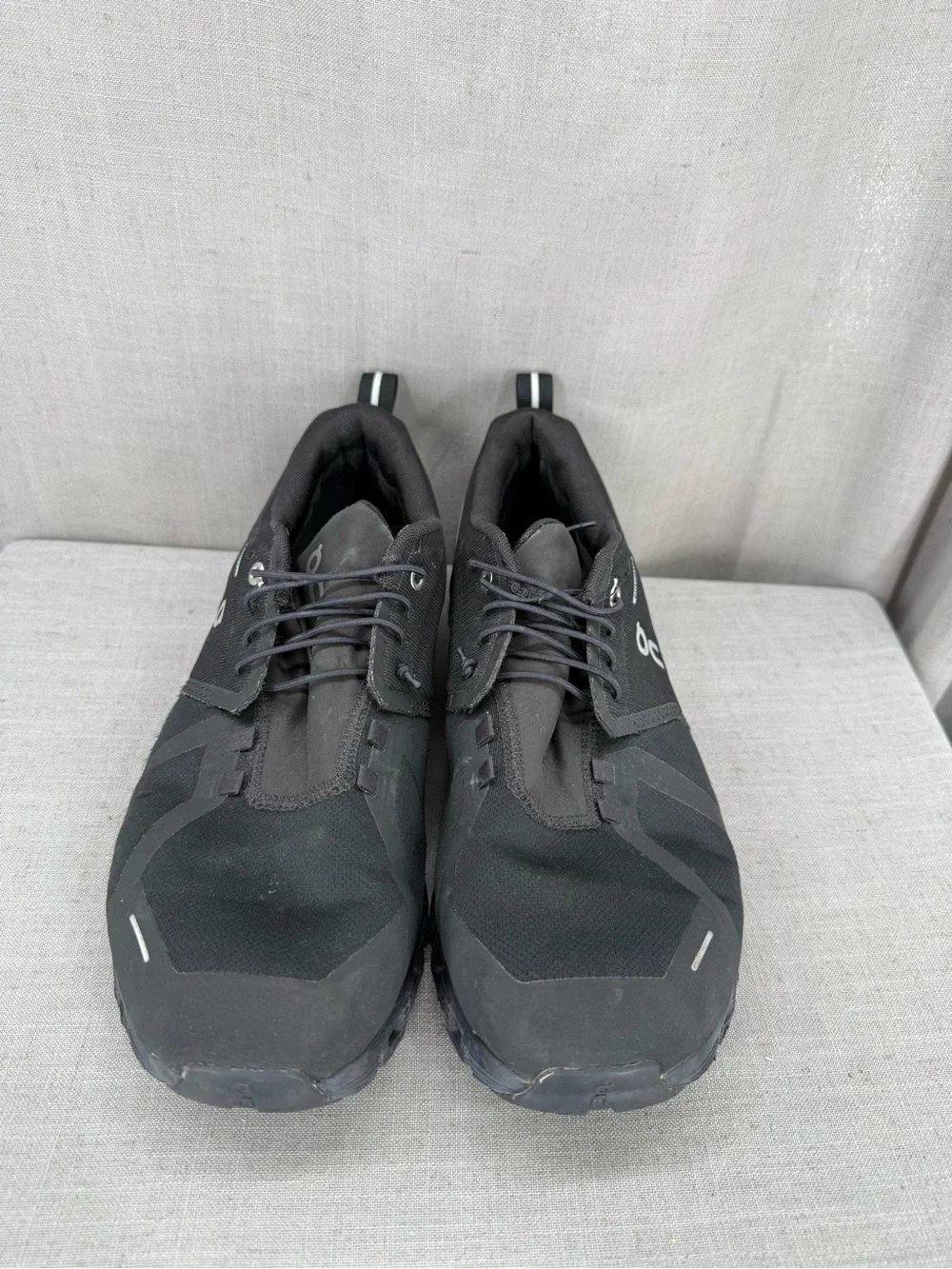 On running Cloud 6 Waterproof Black Casual Running Shoes | Men's Size 11.5 US